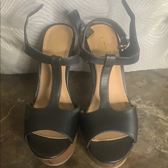Wedges - Picture 3 of 3